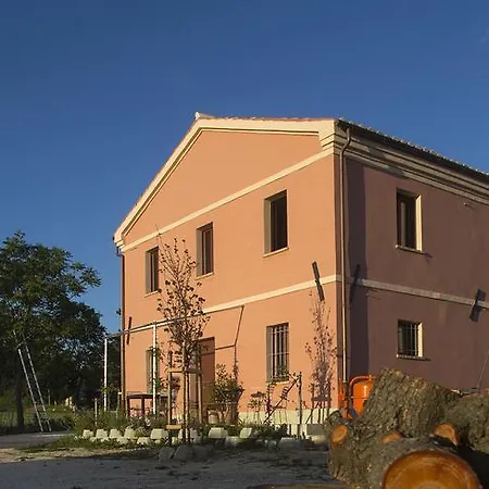 Apartman Quindici Alberi Serra deʼ Conti